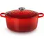 Le Creuset Braadpan Signature Kersenrood – Ø 28 cm / 6,7 Liter – Grote Ronde Gietijzeren Stoofpan – Iconisch Rode Emaille – Voor Gezinsgerechten, Soepen en Langzaam Garen – Geschikt voor Inductie, Oven en Alle Warmtebronnen